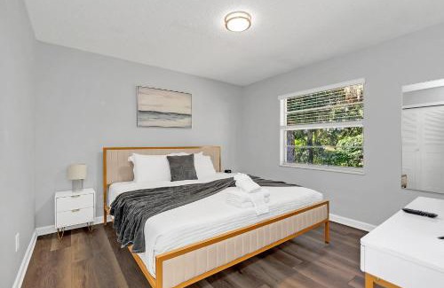 Orange City House | Cozy Villa with Spacious Outdoor Space