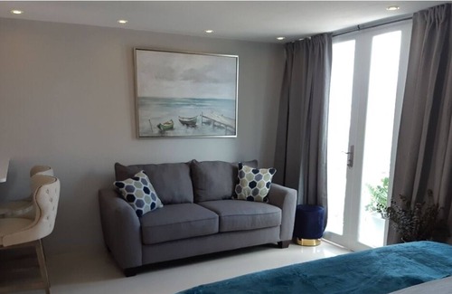 Playa Fortuna Apartment | Cozy Waking Distance to the Beach