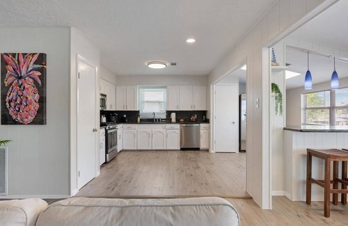 Bayou Vista House | Cozy Water Escape Near Galveston