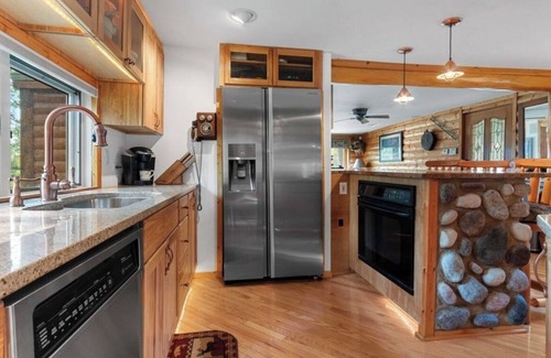 Crivitz Cabin | Cozy waterfront cabin retreat in Crivitz WI
