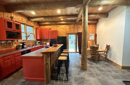 Carrabassett Valley House | Cozy Winter Hideaway Near Sugarloaf Mountain with Ski Shuttle Access