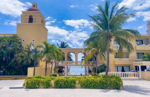 Puerto Juarez Apartment | Cozy with hotel amenities and access