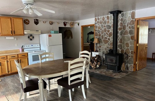 Fremont Cabin | Cozy Woodland Cabin Retreat in Fremont, WI