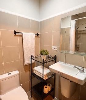 Barangay 76 Apartment | CozyCoastStay by APPLETRAVELBEYONDPH
