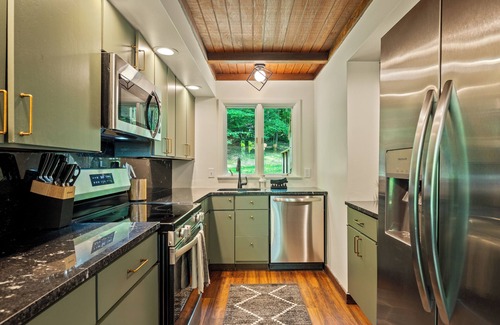 Gnaw Bone Cabin | CozyHollow Fishing, game garage & modern interior. Close to Columbus + Nashville