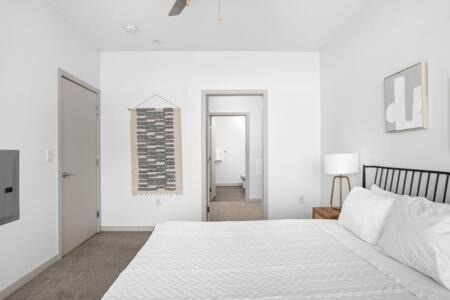 Downtown Indianapolis Apartment | CozySuites 2BD Bottleworks Indianapolis #2