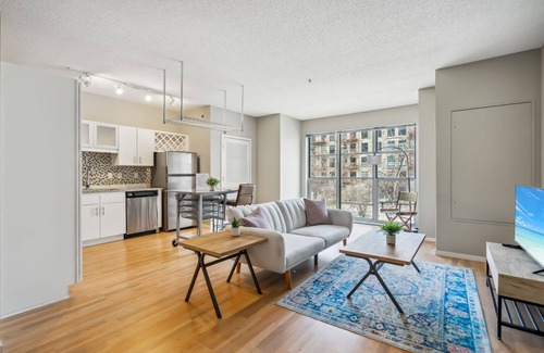 Mill District Apartment | CozySuites at Mill District