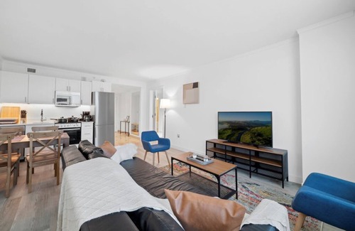 Atlantic City Apartment | Cozysuites Beachfront 2BR 3BA Condo