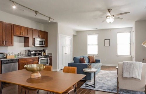 Music Row Apartment | Cozysuites TWO Music Row Condos w Parking