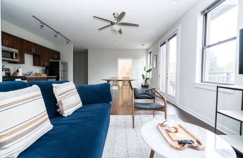 Music Row Apartment | Cozysuites TWO Stunning Music Row Condos w Parking