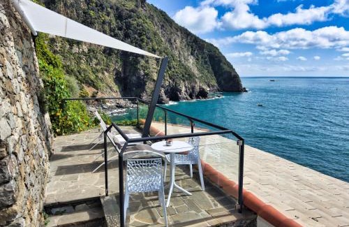 Riomaggiore House | Crêuza de Mä