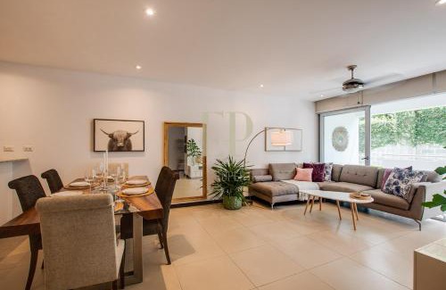 Santa Ana Apartment | CR MARIPOSA RENTALS Luxurious Apartment in Lindora