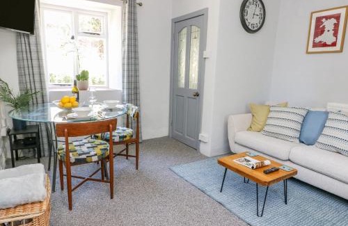 Llanfairfechan House | Crabapple Cottage