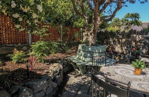 Llanfairfechan Cottage | Crabapple Cottage