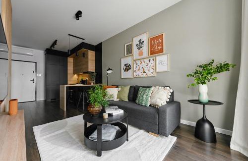 Warszawskie Apartment | Cracow Palm Apartment