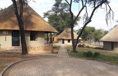 Lanseria Resort | Cradle Moon Lakeside Game Lodge