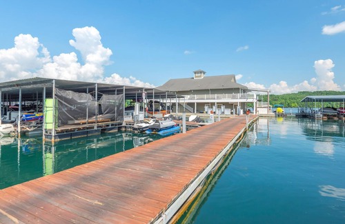 Andersonville House | Craftsman Cottage in Sequoyah Marina Neighborhood on Norris Lake