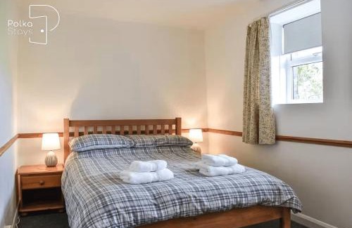 Penrith House | Crag Barn Cottage Lake District by PolkaStays