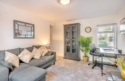 Marsham House | Craig Cottage - Three Bedroom House, Sleeps 5