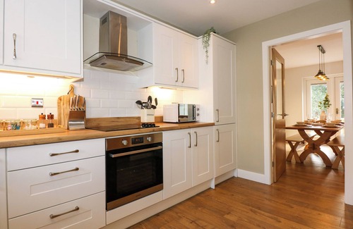 Beddgelert Cottage | CRAIG Y LLAN, pet friendly, character holiday cottage in Beddgelert