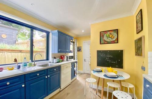 Frome House | Craigielea Cottage