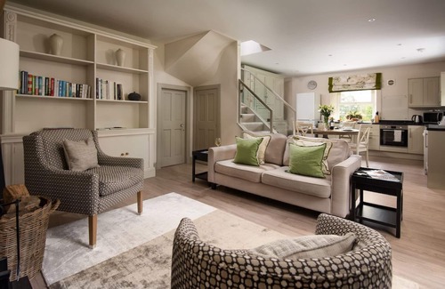 Kelso House | CRAILING COACH HOUSE - Superb, Renovated Property in a Country Setting, Sleeps 4