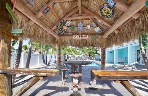 Mid Island House | Crains Perch by Sun Palace Vacations