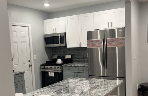 Cranford House | Cranfod Gem 4 Beds/2 Baths with Parking Nearby Newark Airport