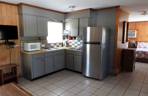 Royal Cabin | Crappie Cabinn