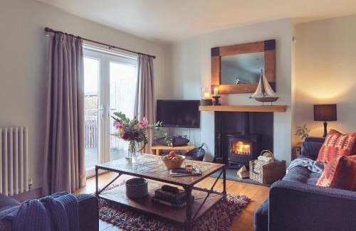 Craster House | Craster Reach