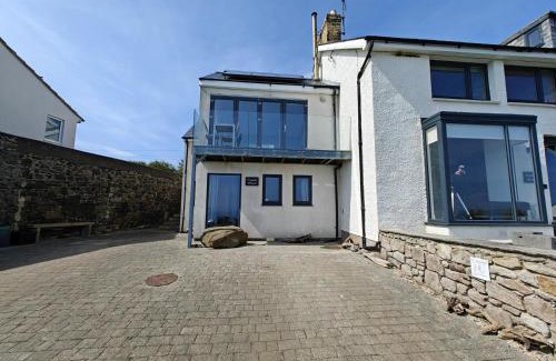 Craster House | Craster Waves