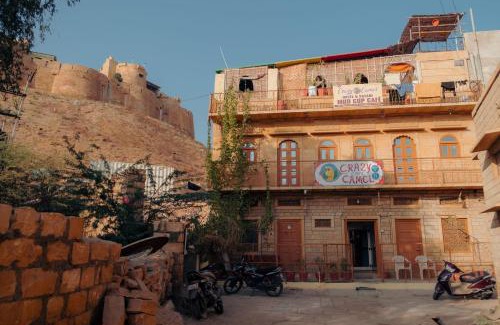 Amar Sagar Pol House | Crazy Camel Hotel & Safari