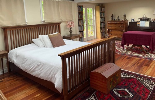 Point Reyes Station Cottage | Creamery Cottage - Walk to Downtown Point Reyes