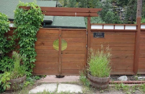 Drake Cabin | Create Memories at This Romantic Riverfront Cabin Near Estes Park