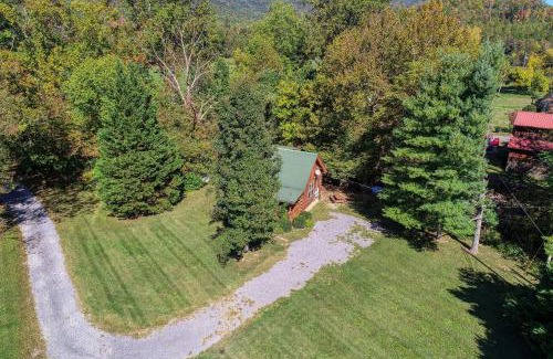 Cosby House | Creek Heaven