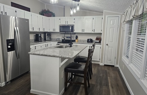 Hot Springs Cottage | Creek Life Cottages II