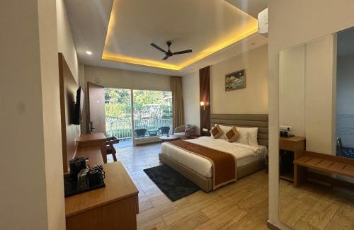 Ramnagar Hotel | Creek Nest Resort