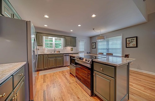 Hayesville House | Creekfront Hayesville retreat w/wrap-around porch and views!