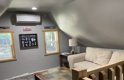 Fish Camp House | Creekfront Loggers Cabin