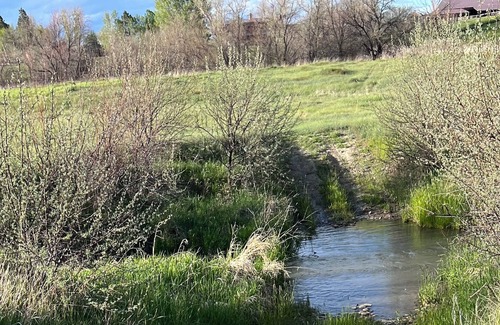 Billings RV Rental | Creekside Camp at Prairie Skies