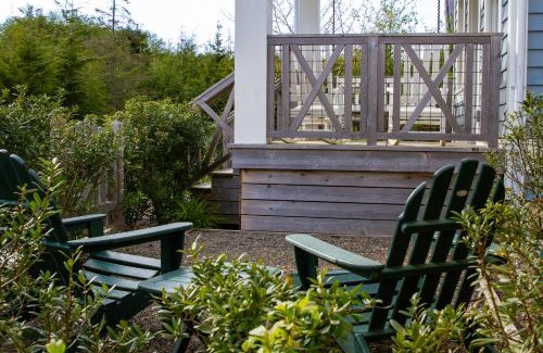 Seabrook House | Creekside Cottage by Seabrook Hospitality