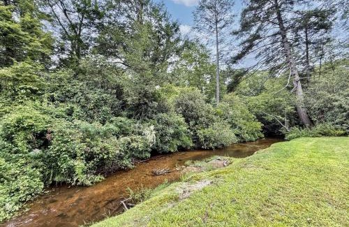 Highlands House | Creekside Cradle