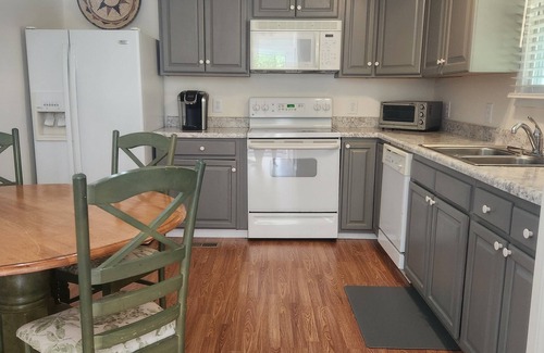 Bakersville House | Creekside House-Bakersville NC