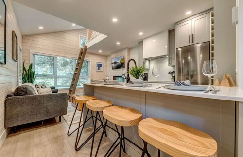 Whistler Creekside Hotel | Creekside Insbrook New