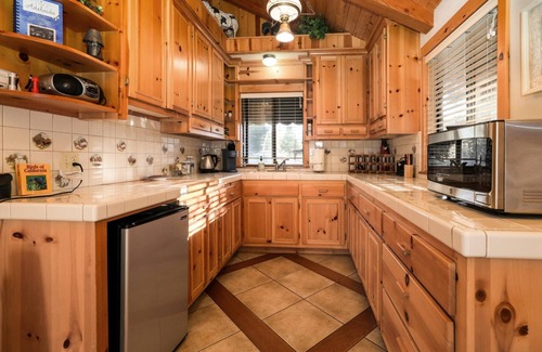 Paso Robles Apartment | Creekside King Suite + Patio on Vineyard