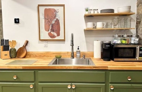 Waynesville Apartment | Creekside Mountain Apartment