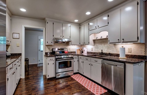Scaly Mountain House | Creekside, spacious home for 8; 9 mi. Highlands, close Sky Valley, GA