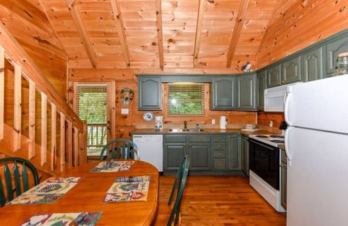 Townsend Cabin | Creekside