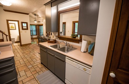 Halfway Cabin | Creekview at Bays Fork Creekn