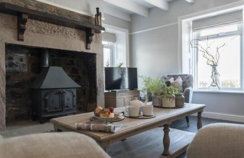 Craster House | Creel Cottage, Craster